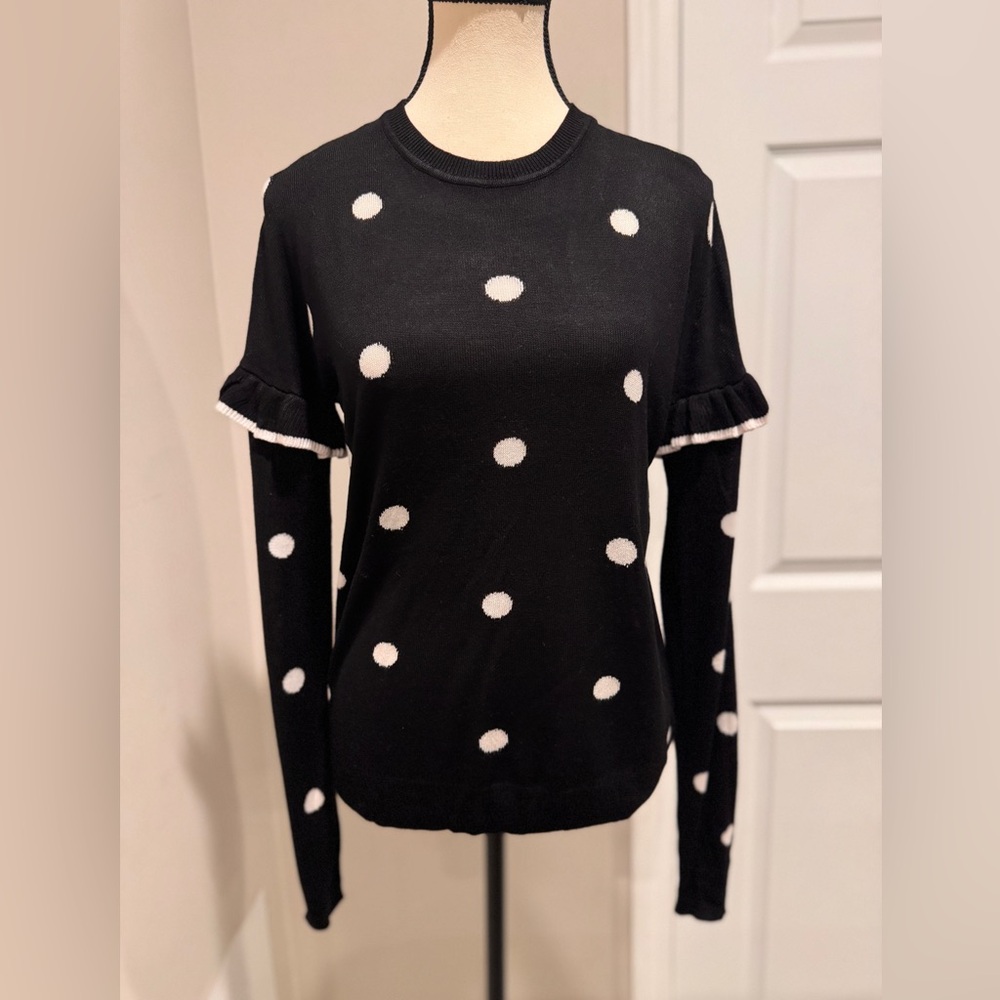 NWT- Embossed Black and White Polka Dot Women's Sweater Size Small